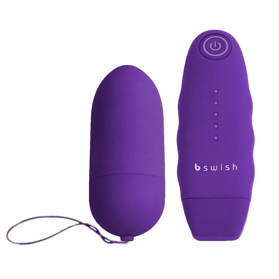 B Swish - Bnaughty Unleashed Classic Bullet Vibrator med Fjärrkontroll - Lila
