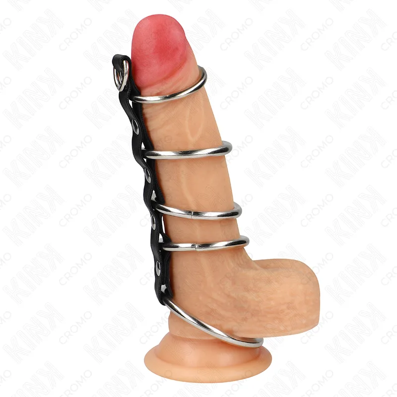 Kink - Set med 5 metalliserade penisringar förbundna med läderrem – Graderade storlekar 3,2 cm till 5 cm
